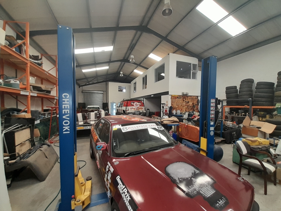 To Let commercial Property for Rent in Somerset West Business Park Western Cape